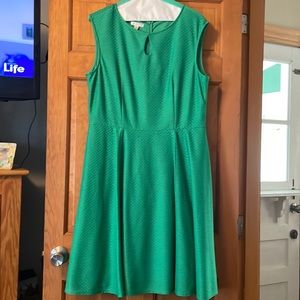 Beautiful Kelly green textured, sleeveless dress